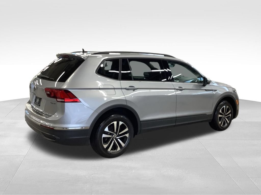Used 2023 Volkswagen Tiguan S w/ Driver Assistance Package AWD/4WD image 30