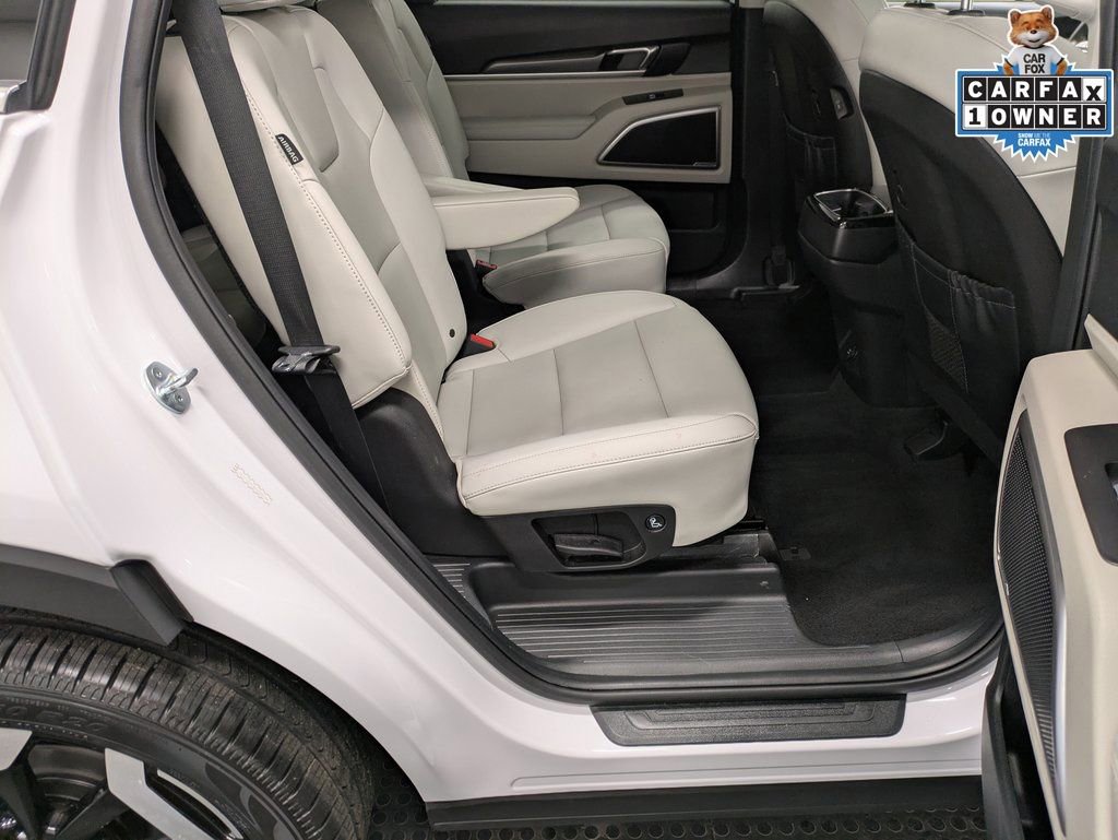 Certified 2024 Kia Telluride S w/ S Sunroof Package AWD/4WD image 26