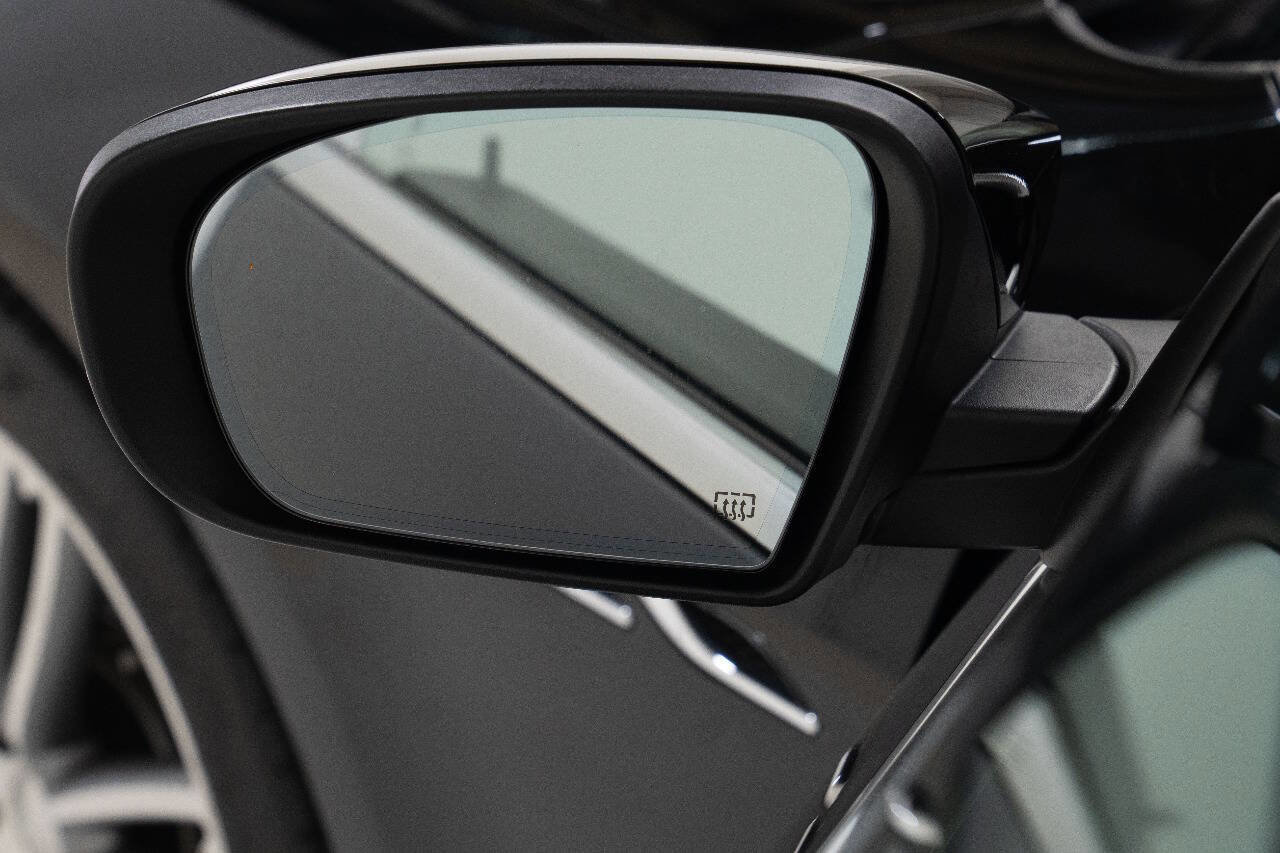 Used 2017 Maserati Ghibli image 13