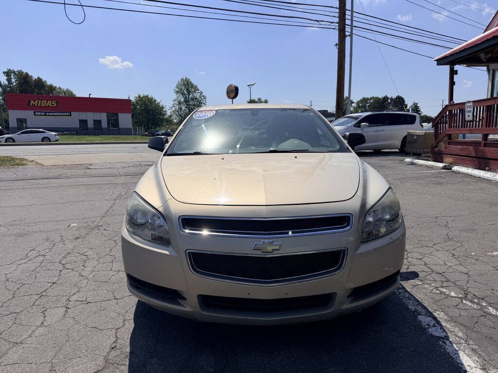 Used 2010 Chevrolet Malibu LS FWD image 2