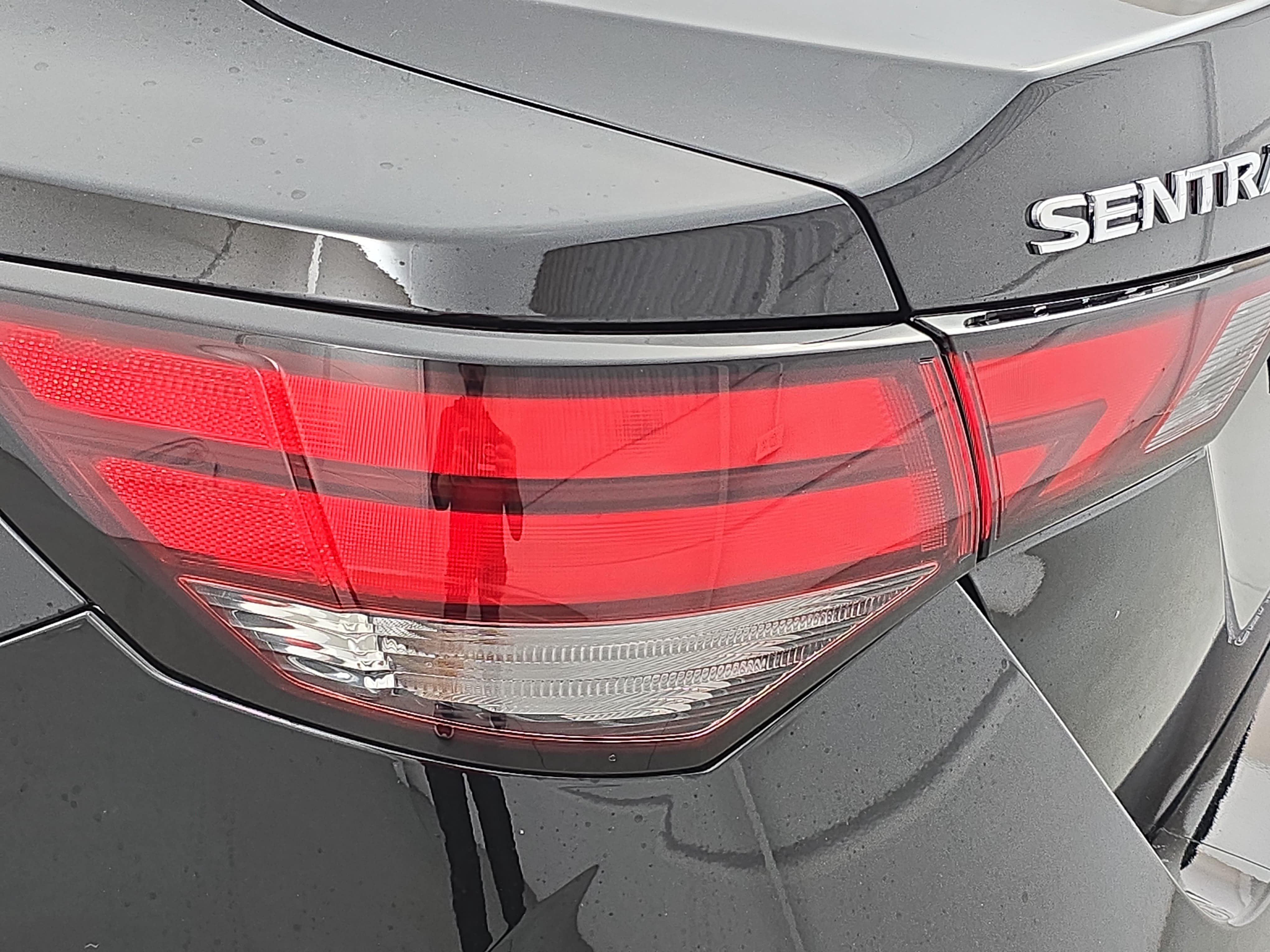 Certified 2025 Nissan Sentra SV FWD image 32