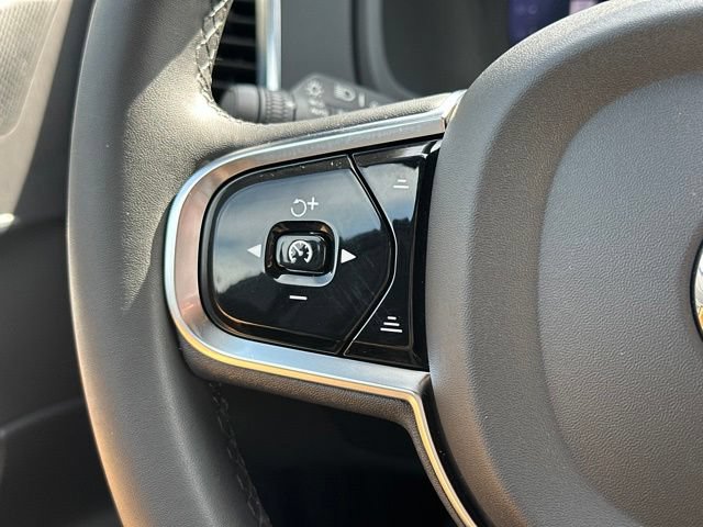 Certified 2023 Volvo XC90 B6 Ultimate w/ Protection Package AWD/4WD image 26