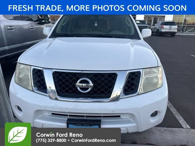 Used 2011 Nissan Pathfinder SV AWD/4WD image 2