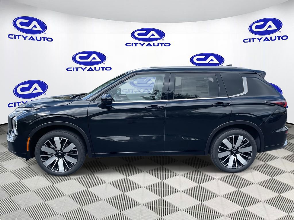 New 2025 Mitsubishi Outlander SEL image 6