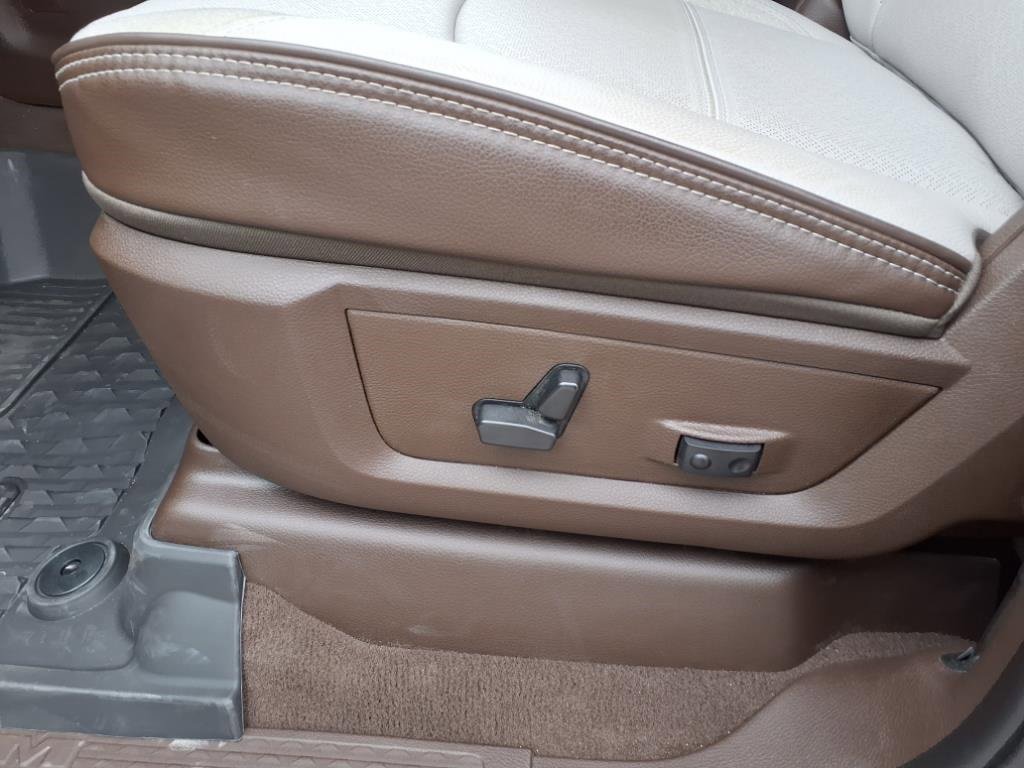 New 2025 RAM 2500 Laramie image 11