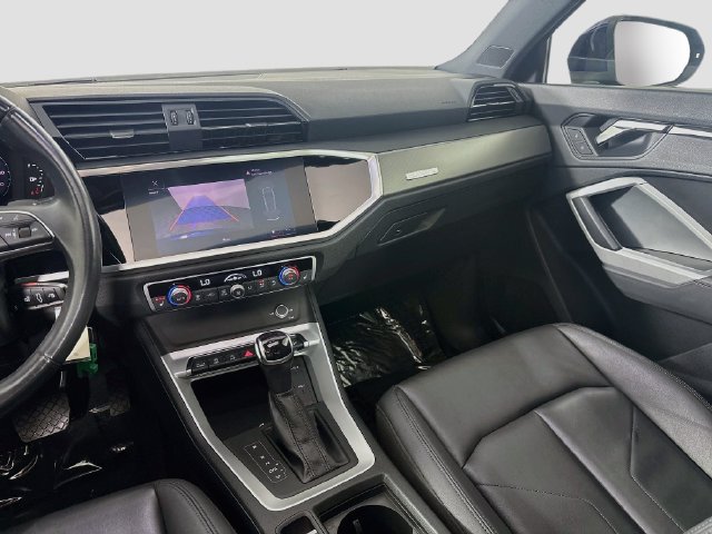 Used 2022 Audi Q3 2.0T Premium AWD/4WD image 22