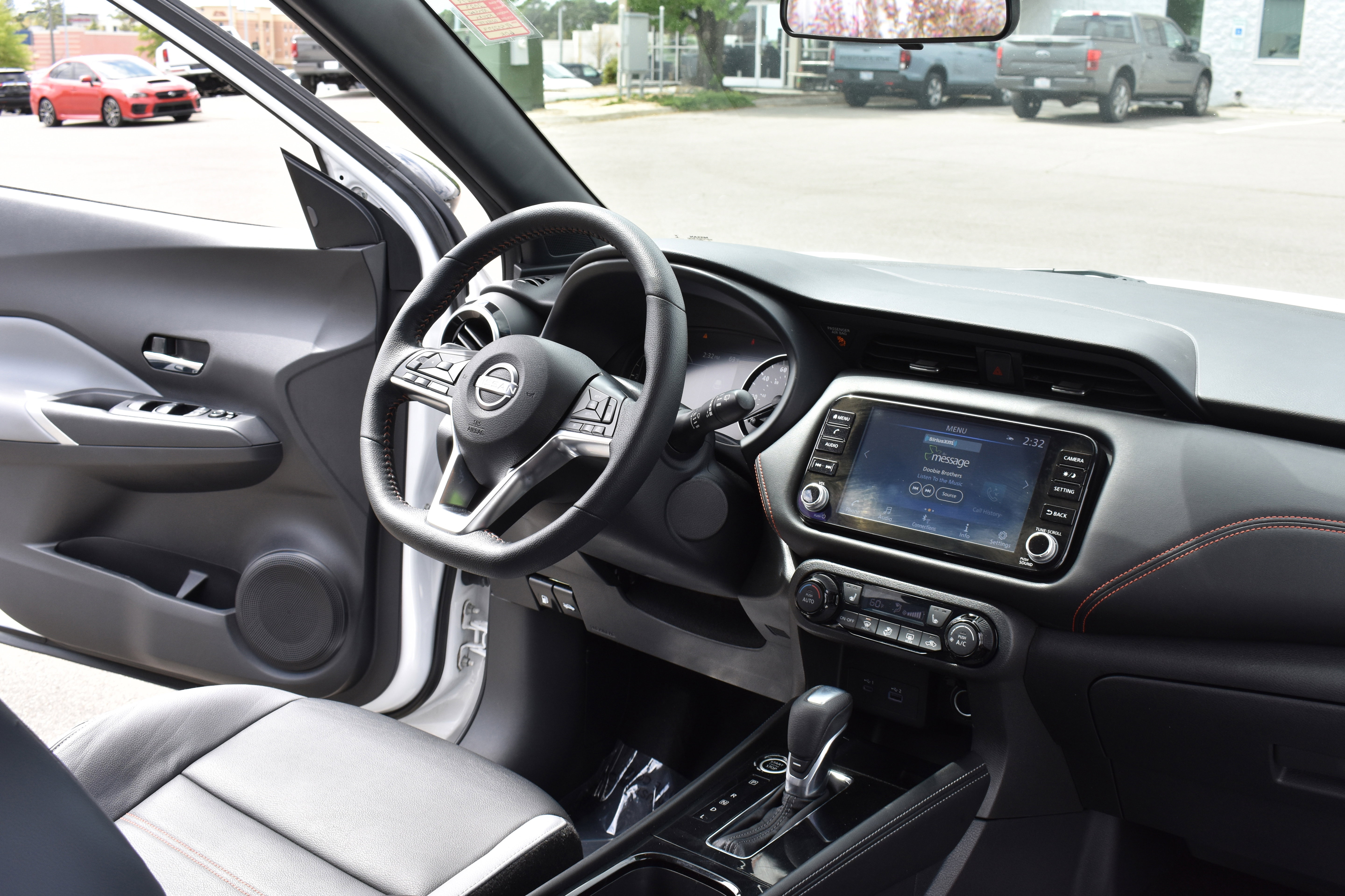 Used 2023 Nissan Kicks SR w/ SR Premium Package image 30