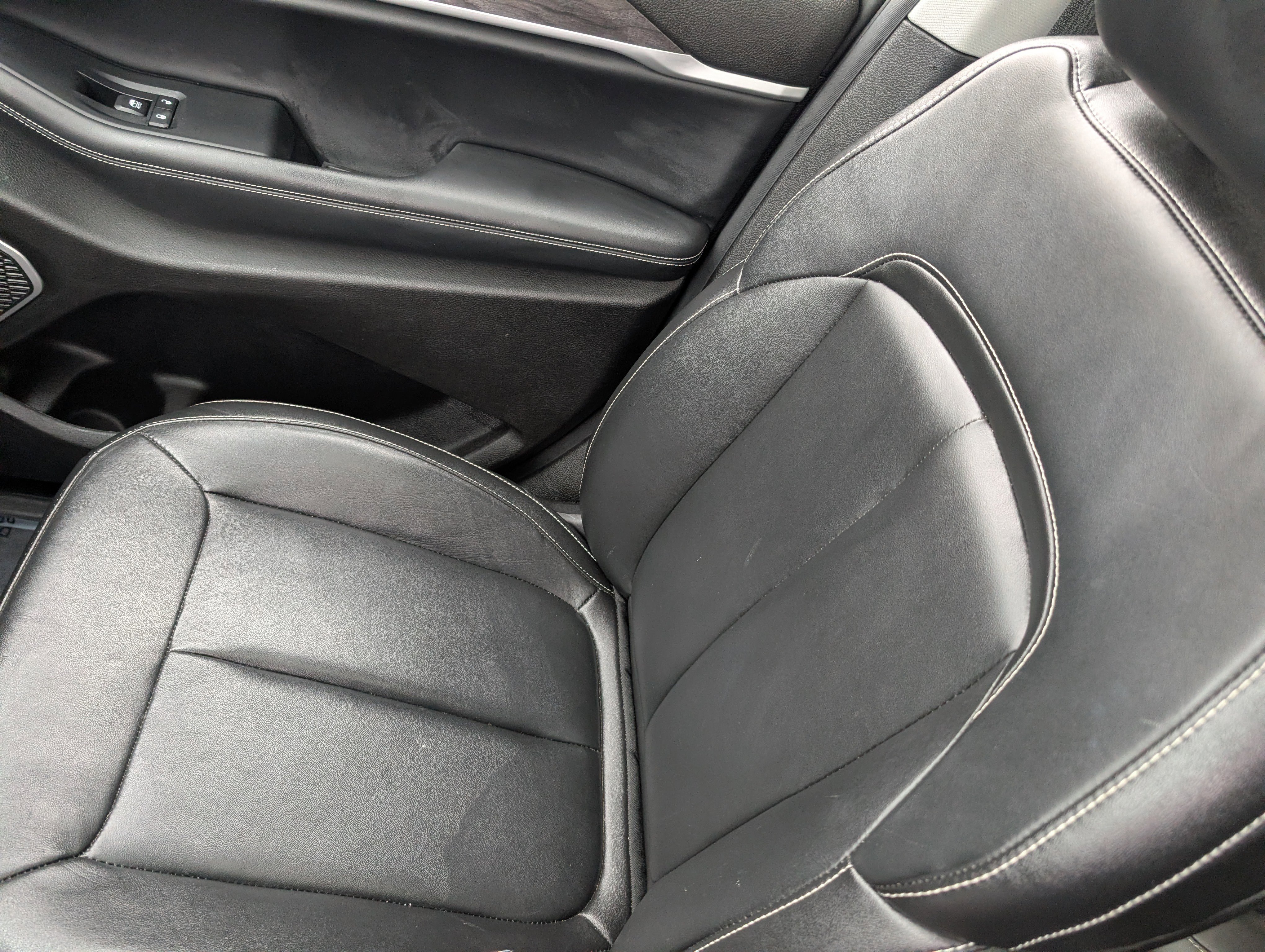 Used 2022 Jeep Grand Cherokee L Limited image 24