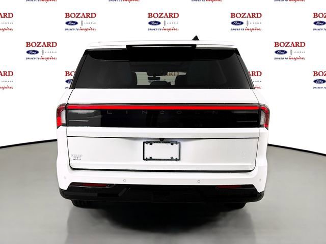 New 2025 Lincoln Navigator Reserve image 6