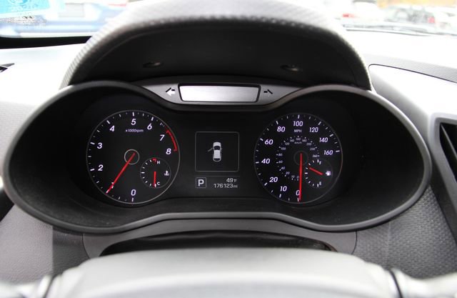 Used 2017 Hyundai Veloster Turbo image 18