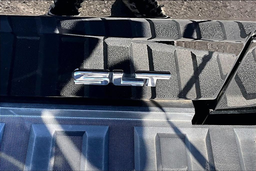 Used 2018 GMC Sierra 1500 SLT w/ Texas SLT Premium Package AWD/4WD image 31
