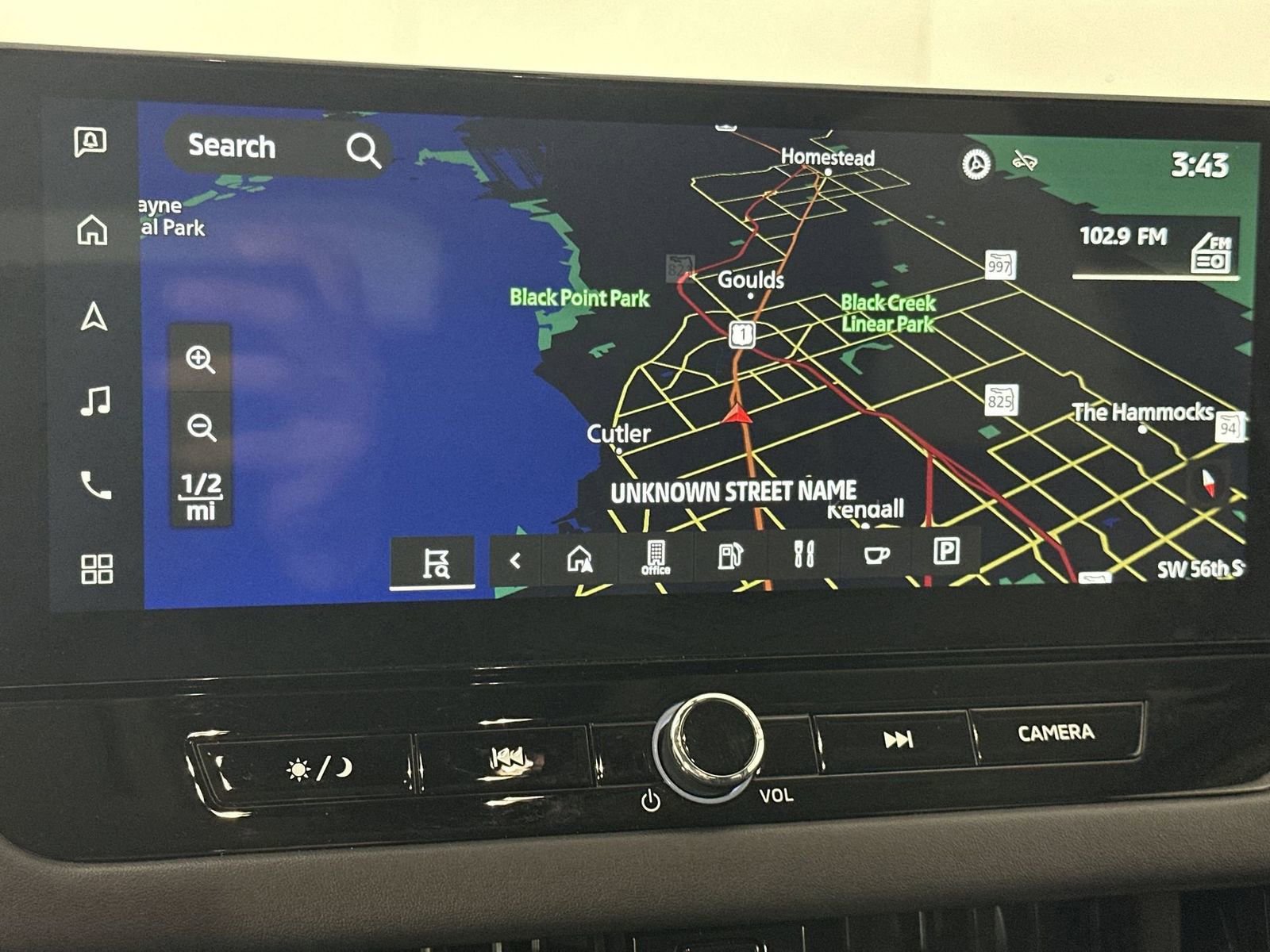 Used 2025 Mitsubishi Outlander ES image 18