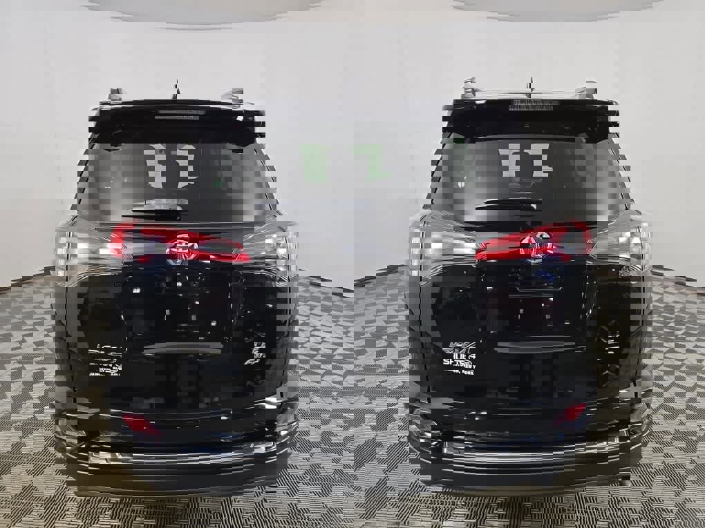 Used 2018 Toyota RAV4 LE w/ All Weather Liner Package image 13