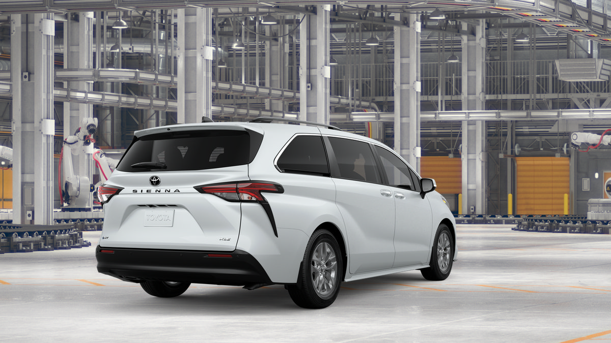 New 2026 Toyota Sienna XLE FWD image 24
