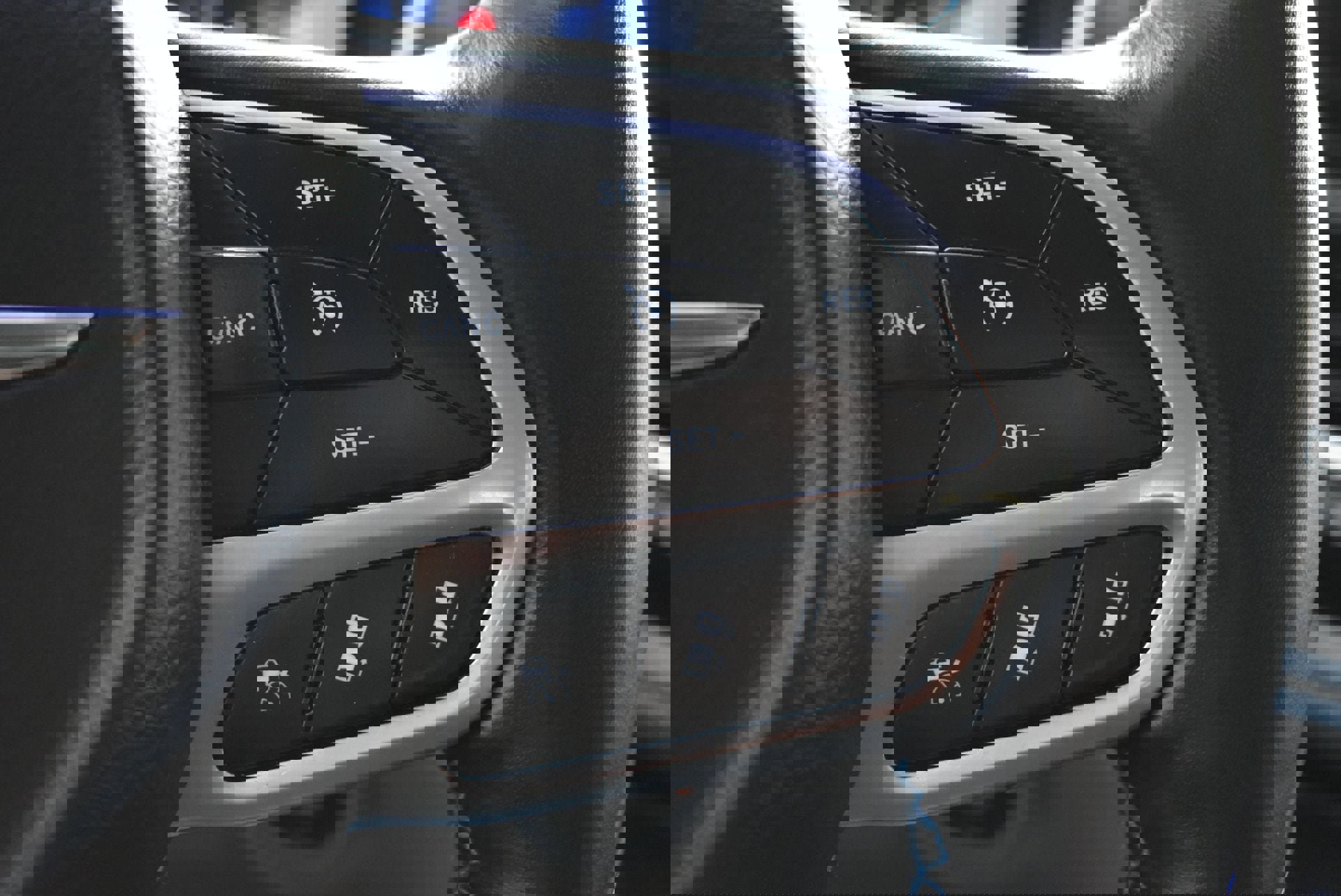 Used 2021 Chrysler Pacifica Touring w/ Cold Weather Group image 23