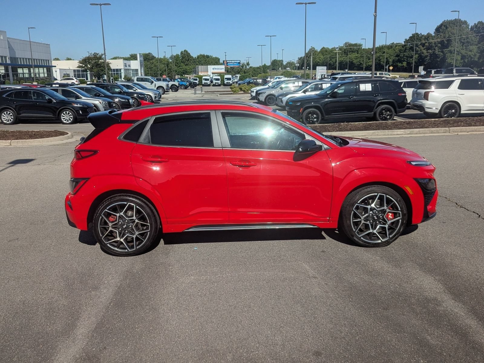 Used 2022 Hyundai Kona N w/ Cargo Package FWD image 2