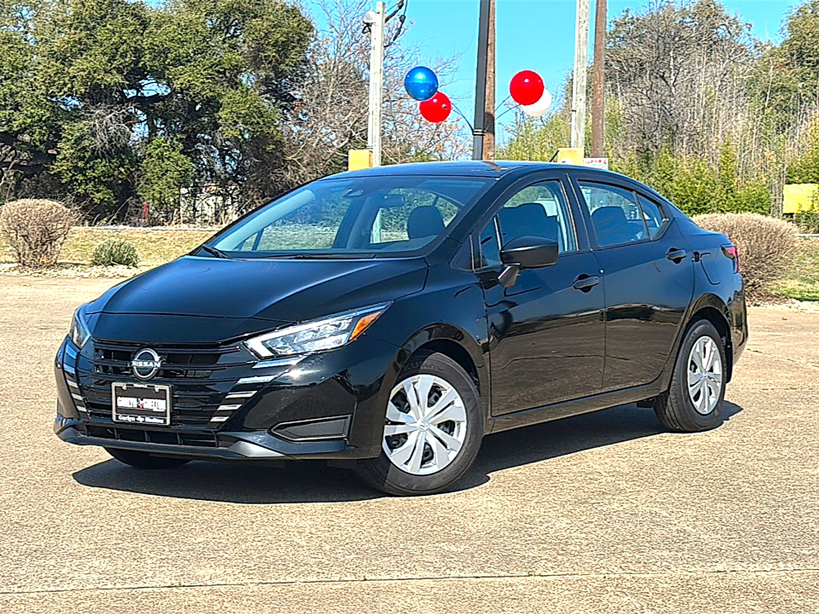 Certified 2025 Nissan Versa S w/ Trunk Package image 2