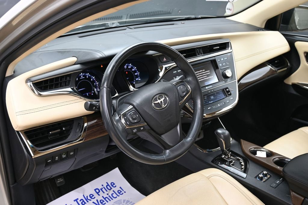 Used 2014 Toyota Avalon Limited image 15