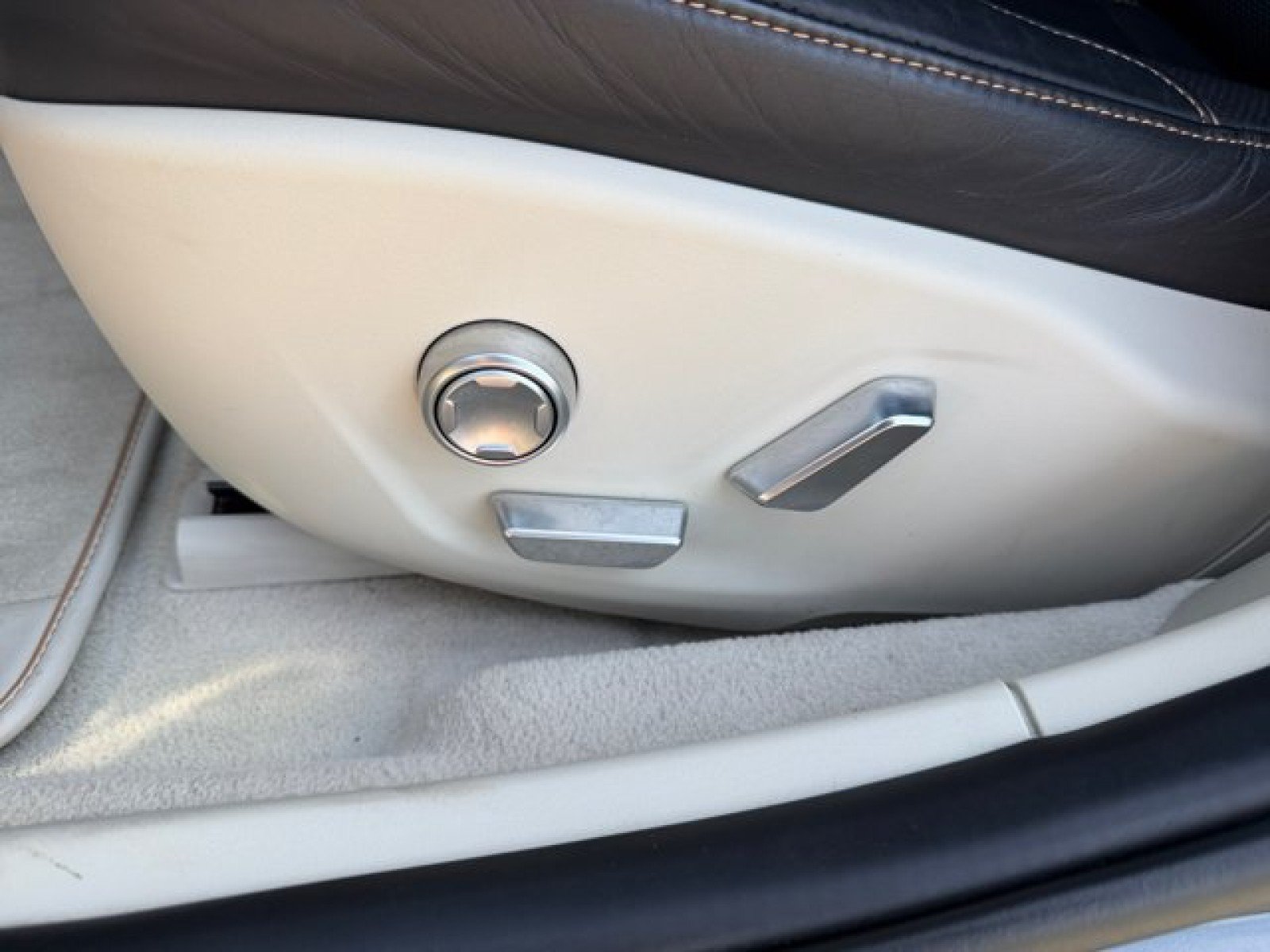 Used 2023 Lucid Air Grand Touring AWD/4WD image 11