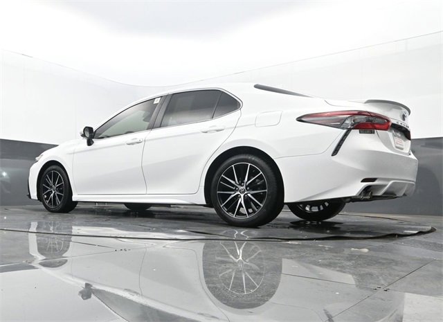 Used 2024 Toyota Camry SE image 24