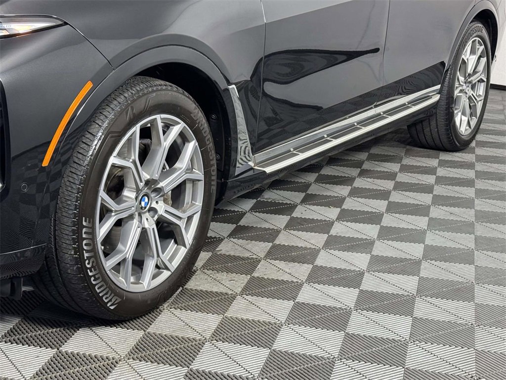 Used 2023 BMW X7 xDrive40i image 12