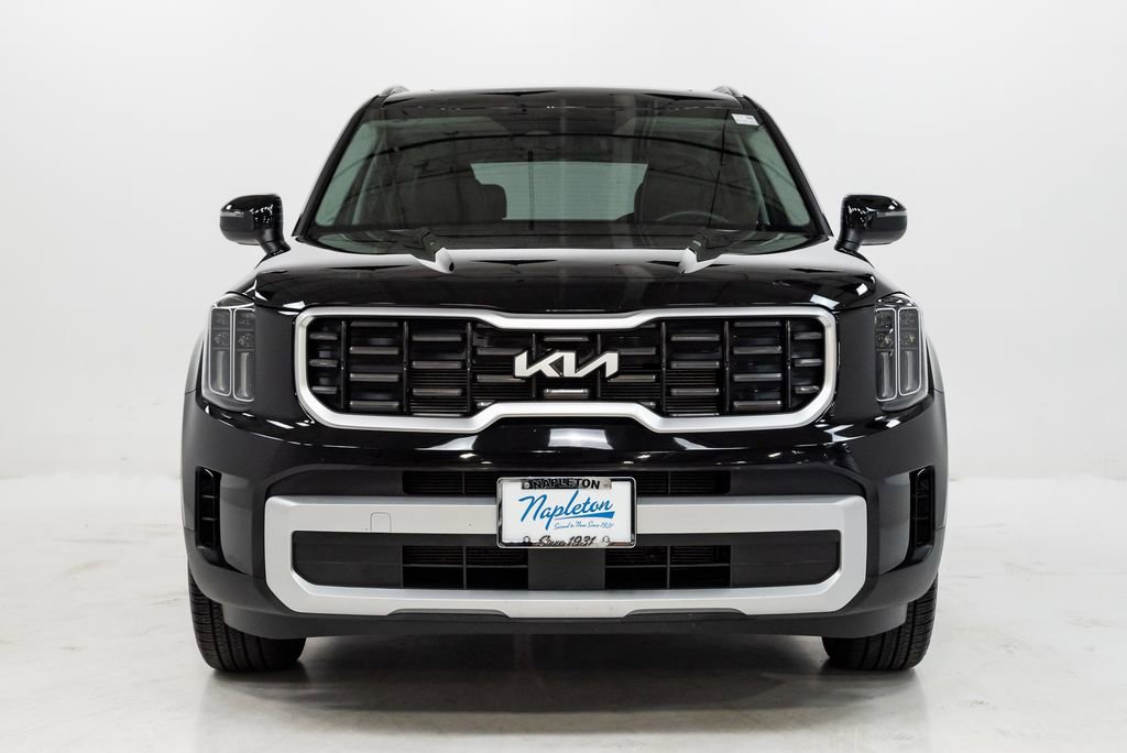 Used 2025 Kia Telluride S AWD/4WD image 4