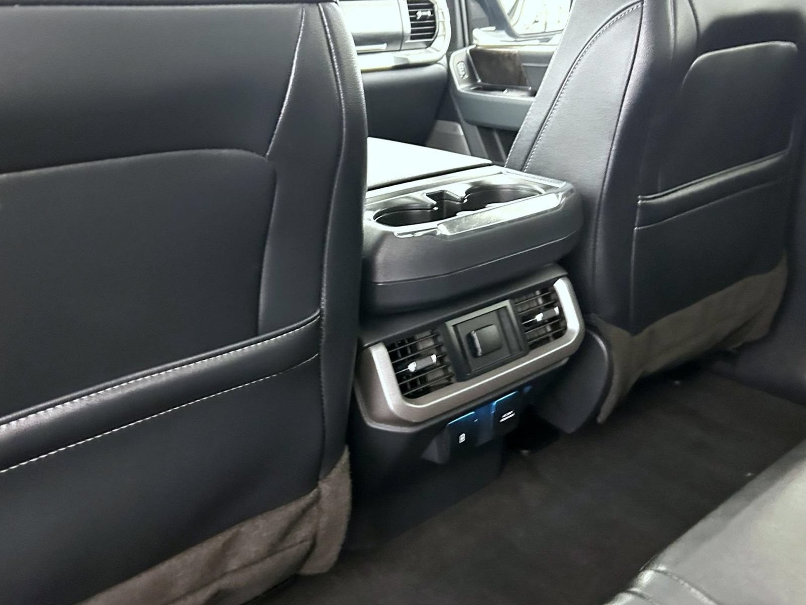 Used 2023 Ford F150 Lariat w/ Trailer Tow Package AWD/4WD image 21
