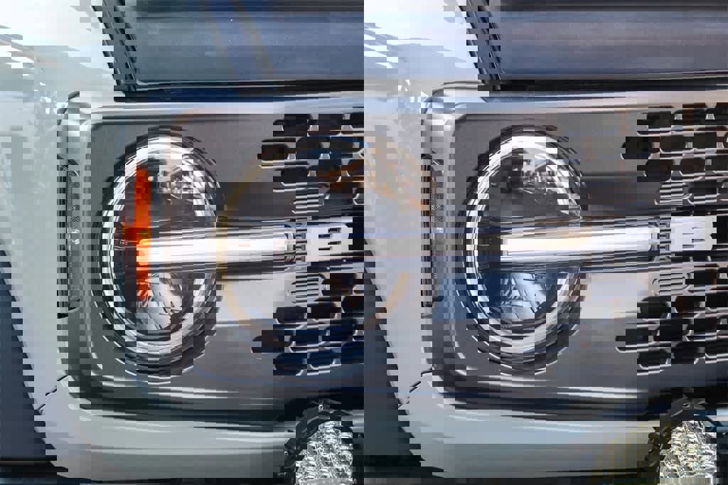 Used 2022 Ford Bronco Badlands w/ Sasquatch Package image 4