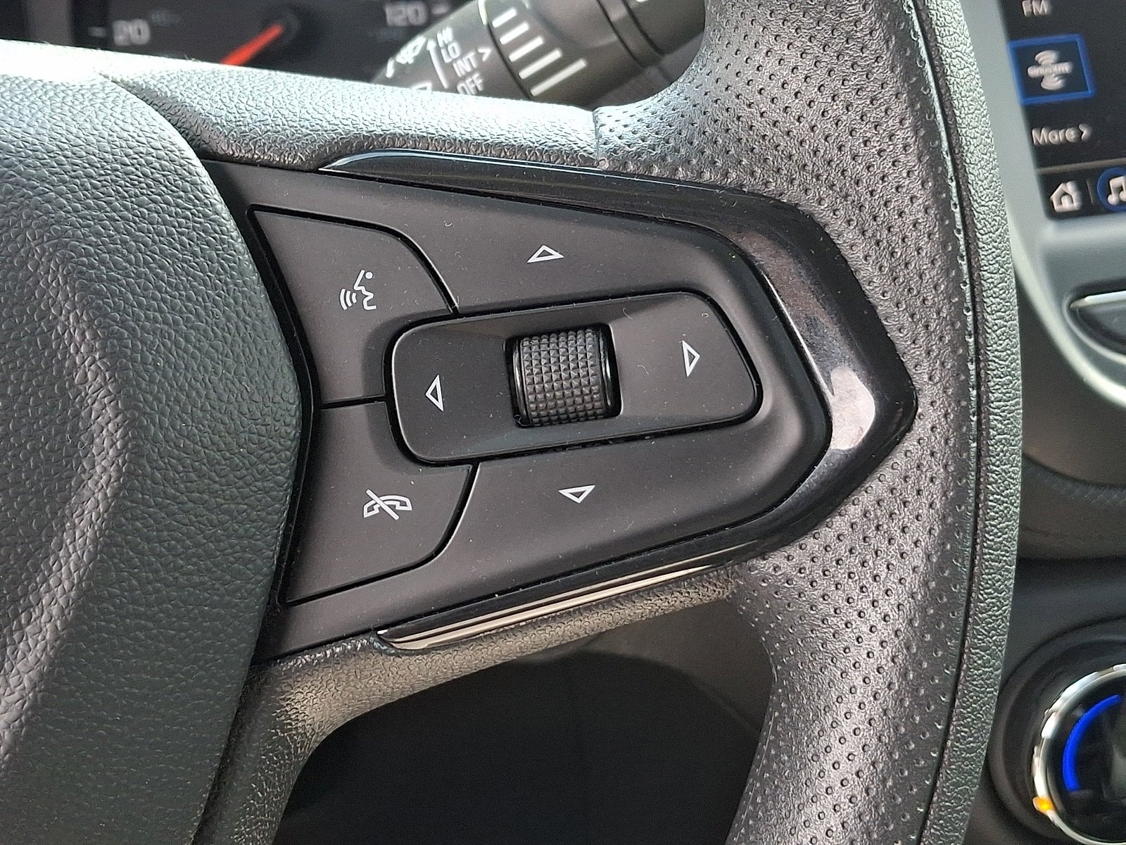 Certified 2023 Chevrolet TrailBlazer LT FWD image 22