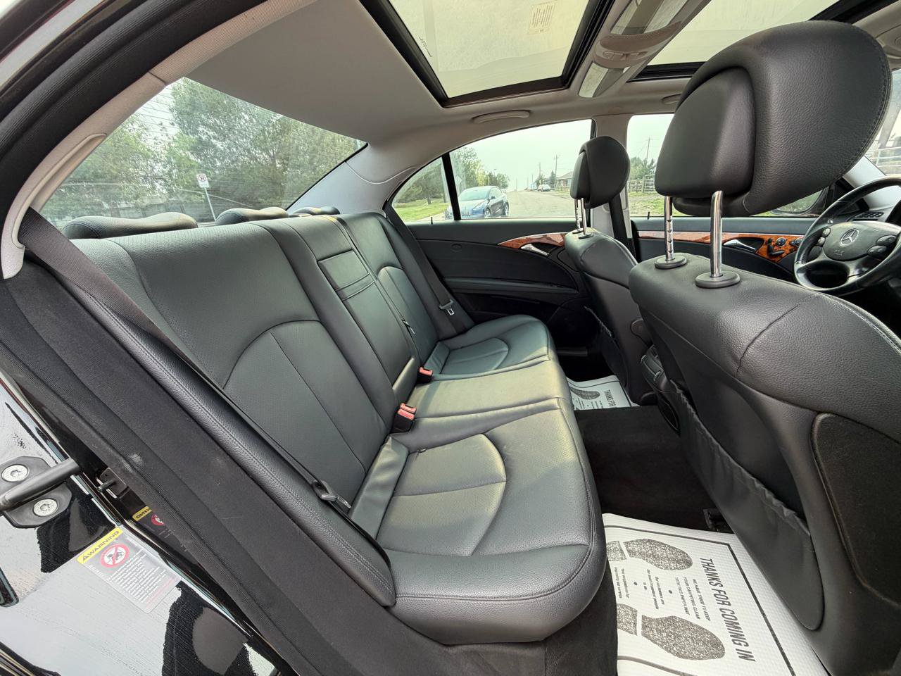 Used 2009 Mercedes-Benz E 350 4MATIC Sedan image 20