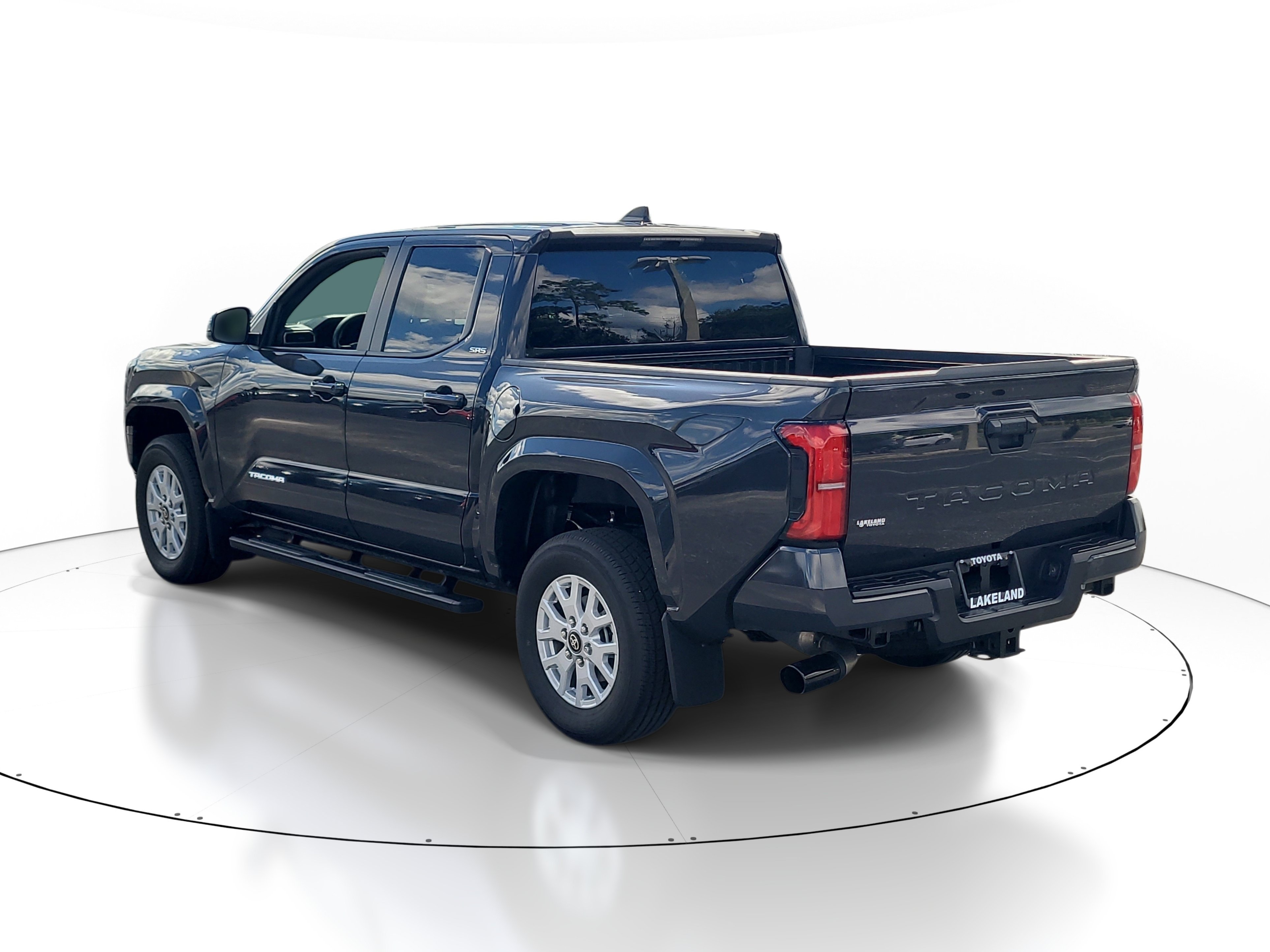 Used 2025 Toyota Tacoma SR5 RWD image 5