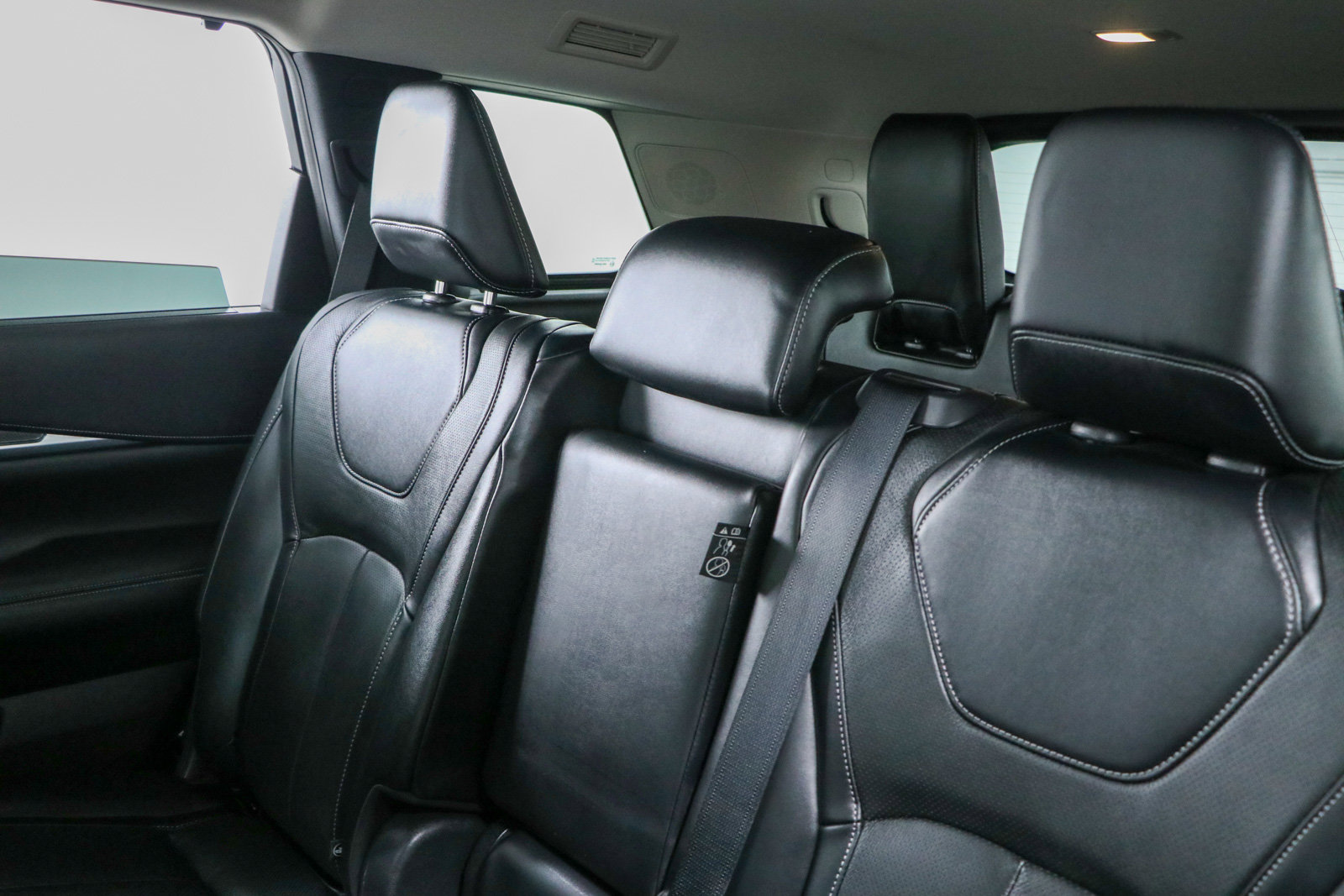 Used 2023 INFINITI QX60 Luxe w/ Cargo Package AWD/4WD image 25