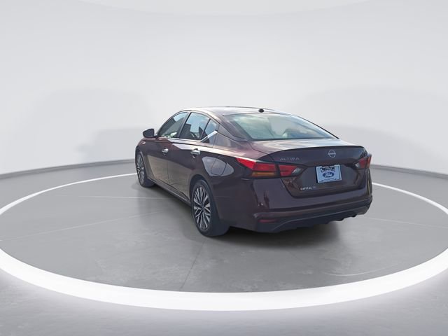 Used 2024 Nissan Altima 2.5 SV FWD image 7