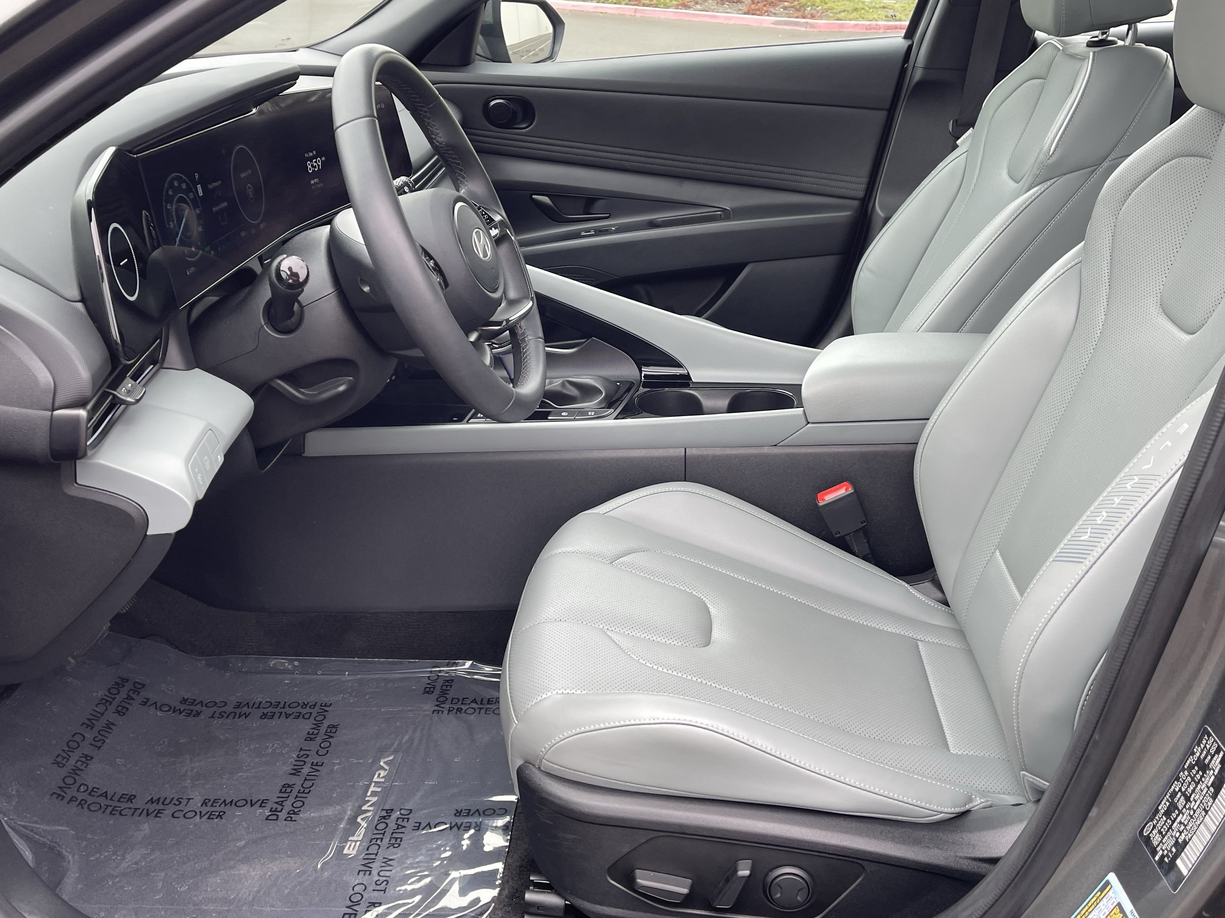 Used 2024 Hyundai Elantra Limited FWD image 11
