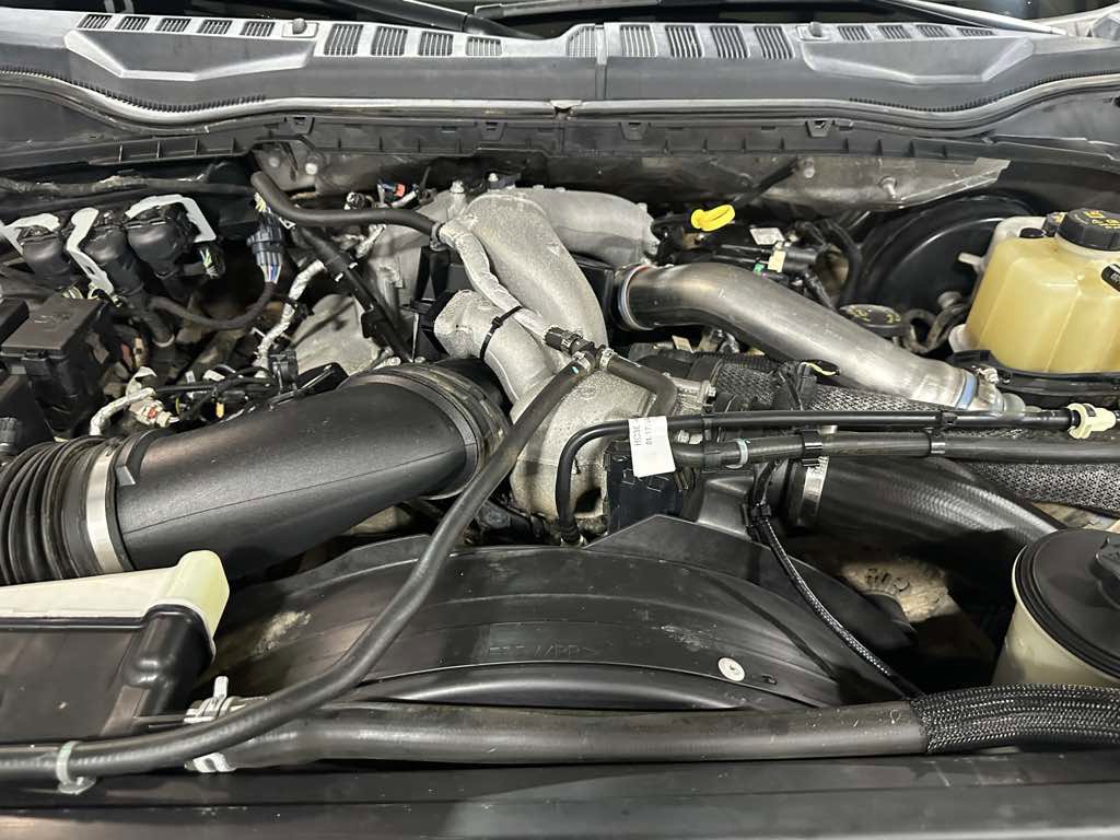 Used 2021 Ford F250 Lariat w/ Tremor Off-Road Package AWD/4WD image 31