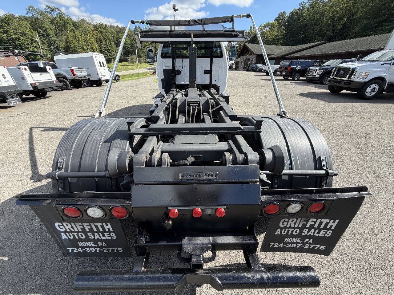 Used 2022 Ford F650 2WD Regular Cab Super Duty image 5