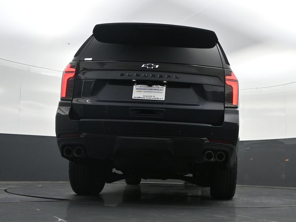 Used 2025 Chevrolet Suburban Z71 AWD/4WD image 33
