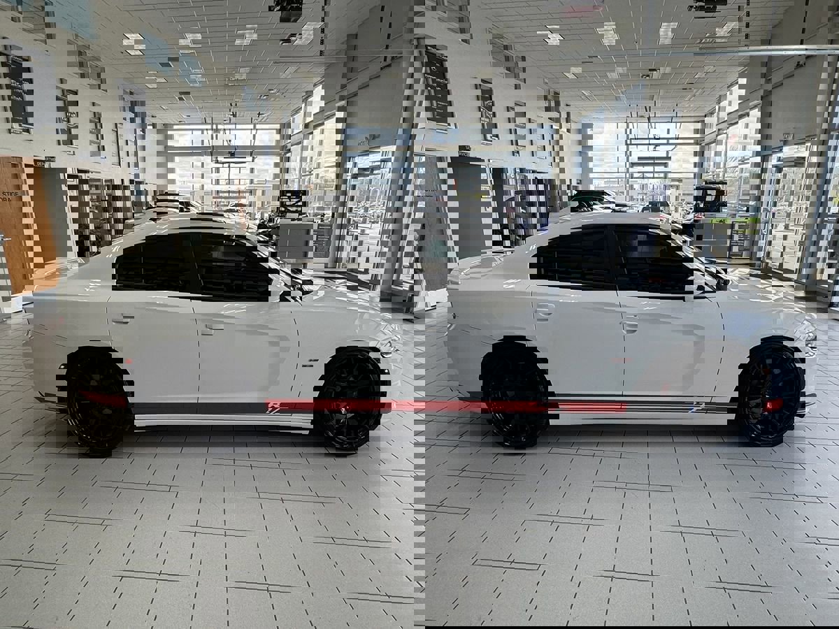 Used 2015 Dodge Charger R/T RWD image 64