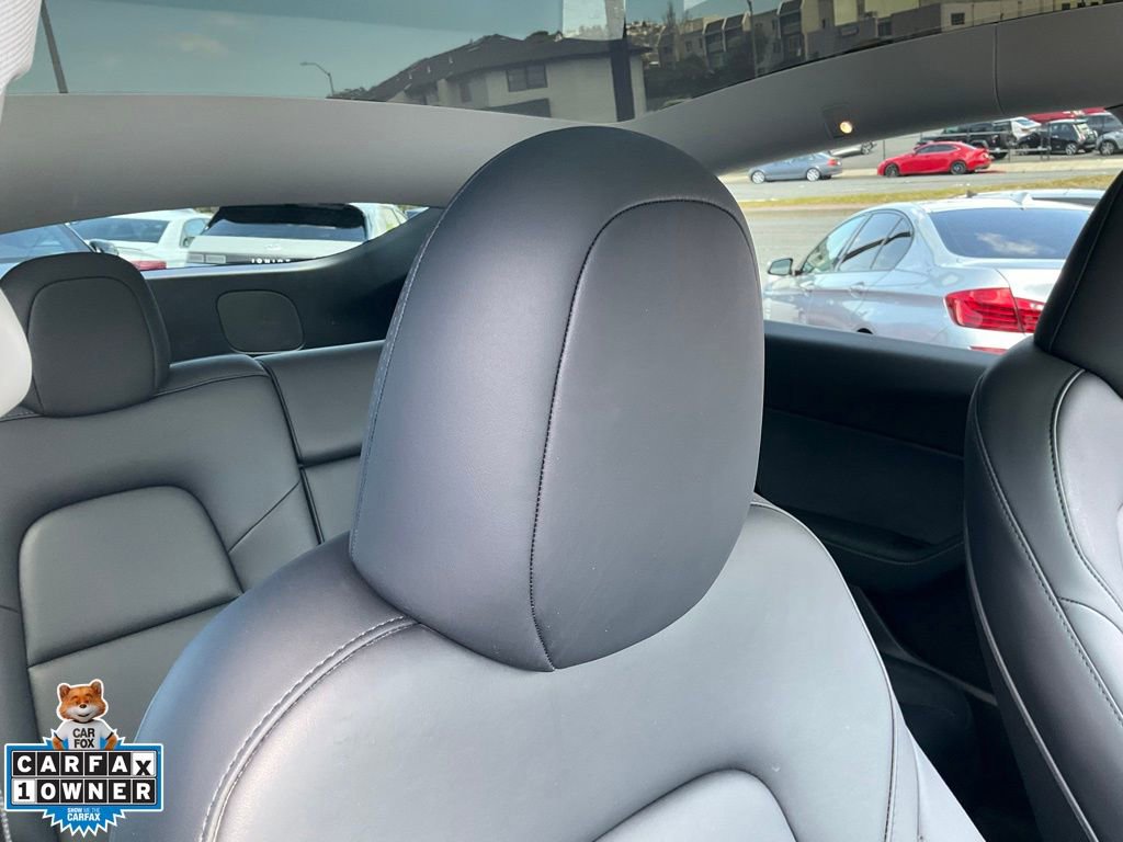 Used 2025 Tesla Model Y Long Range AWD/4WD image 67