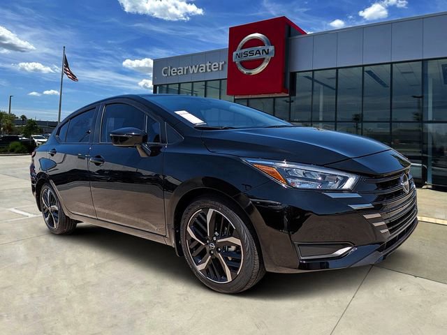 New 2025 Nissan Versa SR w/ Trunk Package FWD image 1