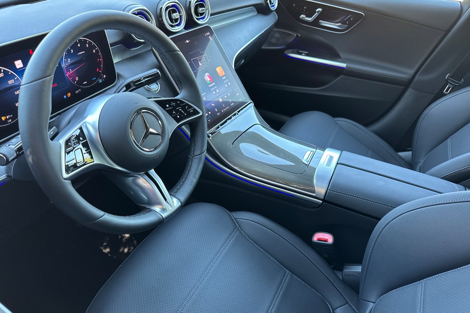 New 2025 Mercedes-Benz C 300 Sedan image 4