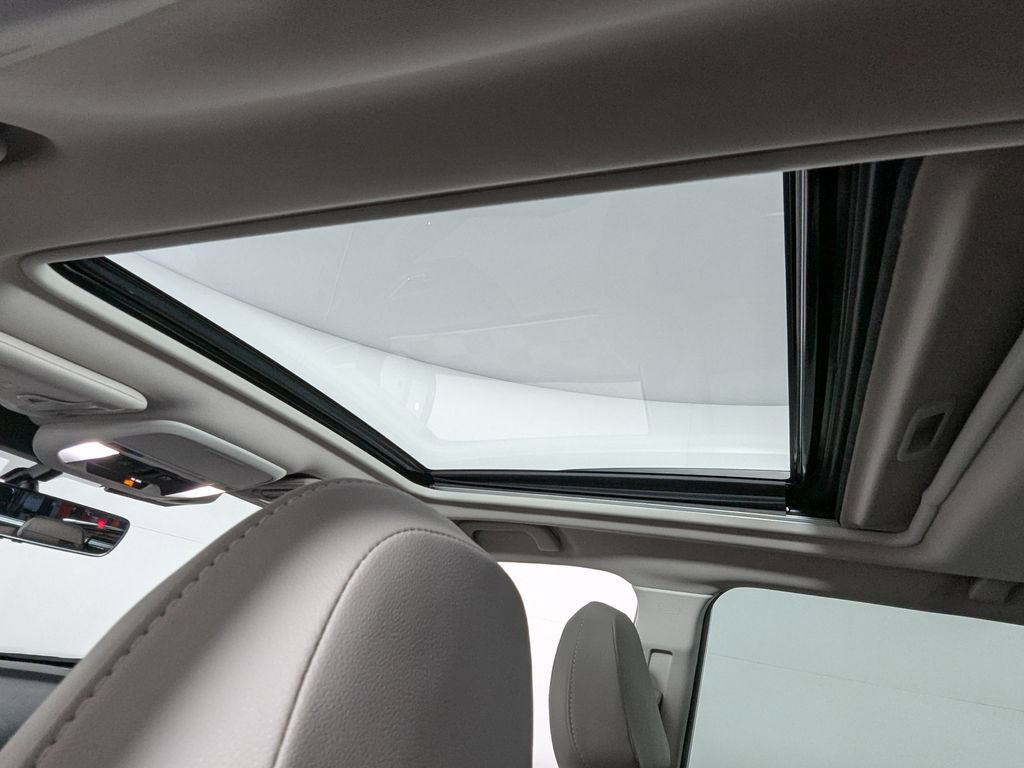 Used 2023 Subaru Forester Limited image 12