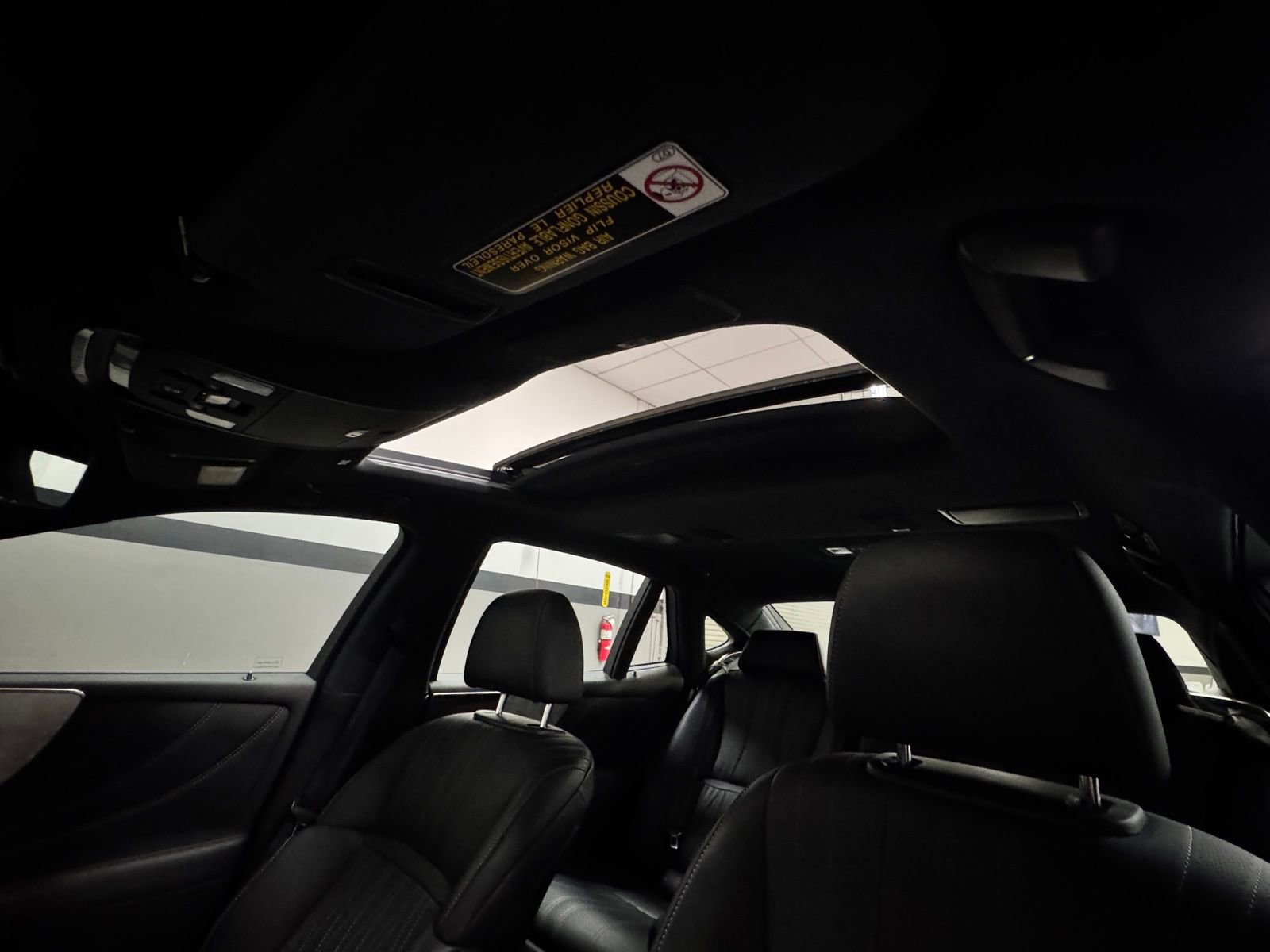 Used 2022 Lexus LS 500h AWD w/ Luxury Package image 26