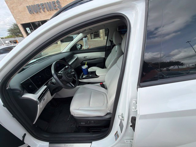 Certified 2025 Hyundai Tucson Limited AWD/4WD image 13