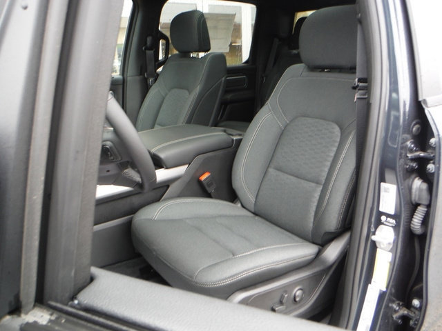 New 2026 RAM 1500 Big Horn AWD/4WD image 4