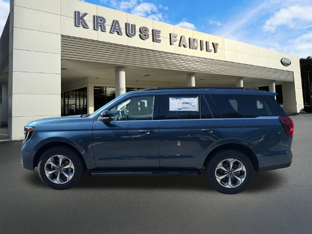 New 2027 Ford Expedition Active RWD image 4