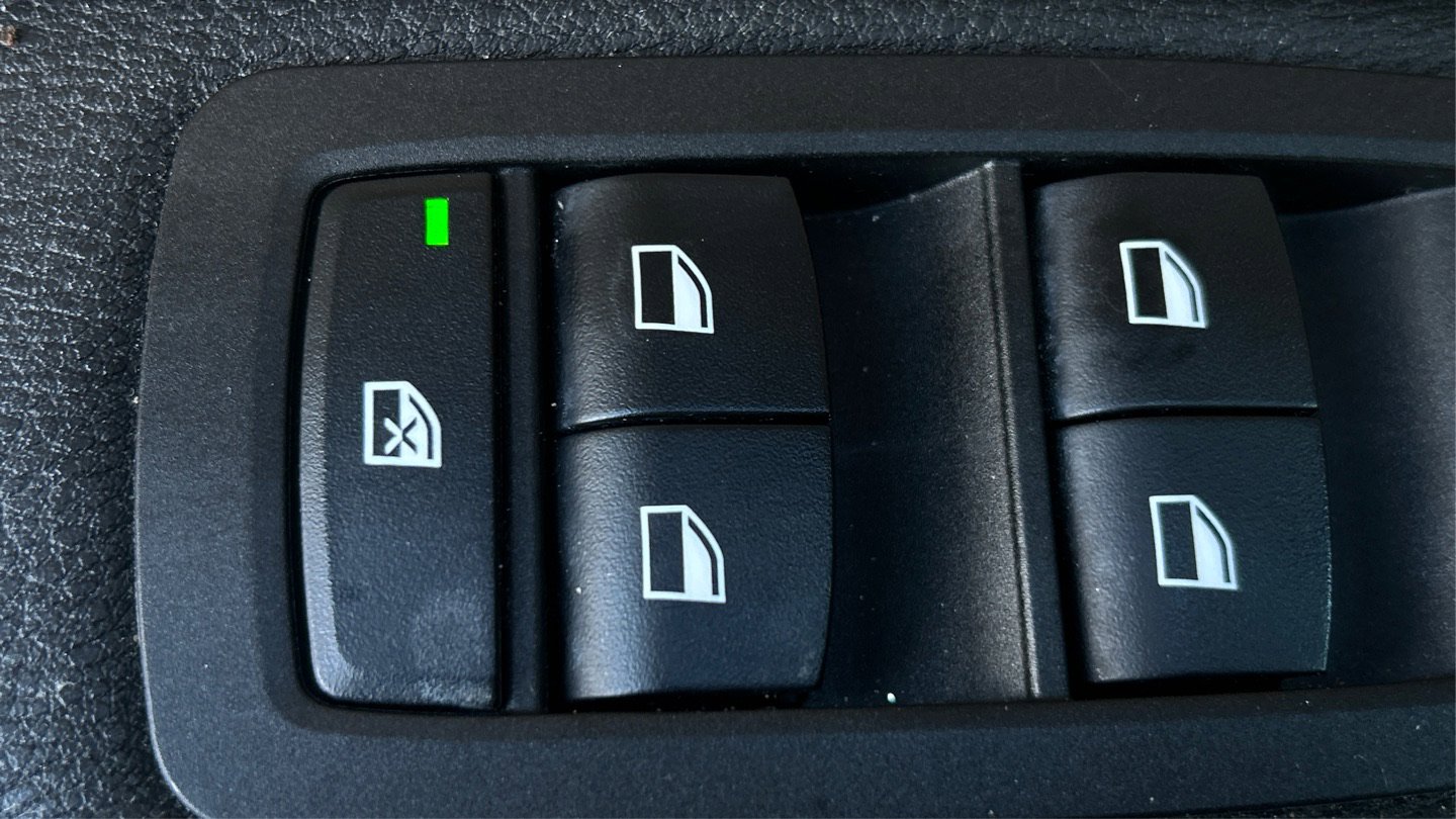 Used 2018 BMW X2 xDrive28i w/ M SportX Package image 48