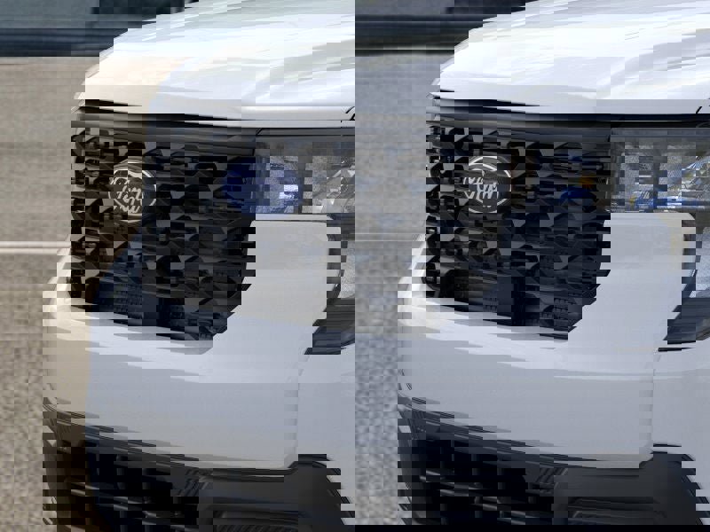 New 2026 Ford Maverick XL image 18