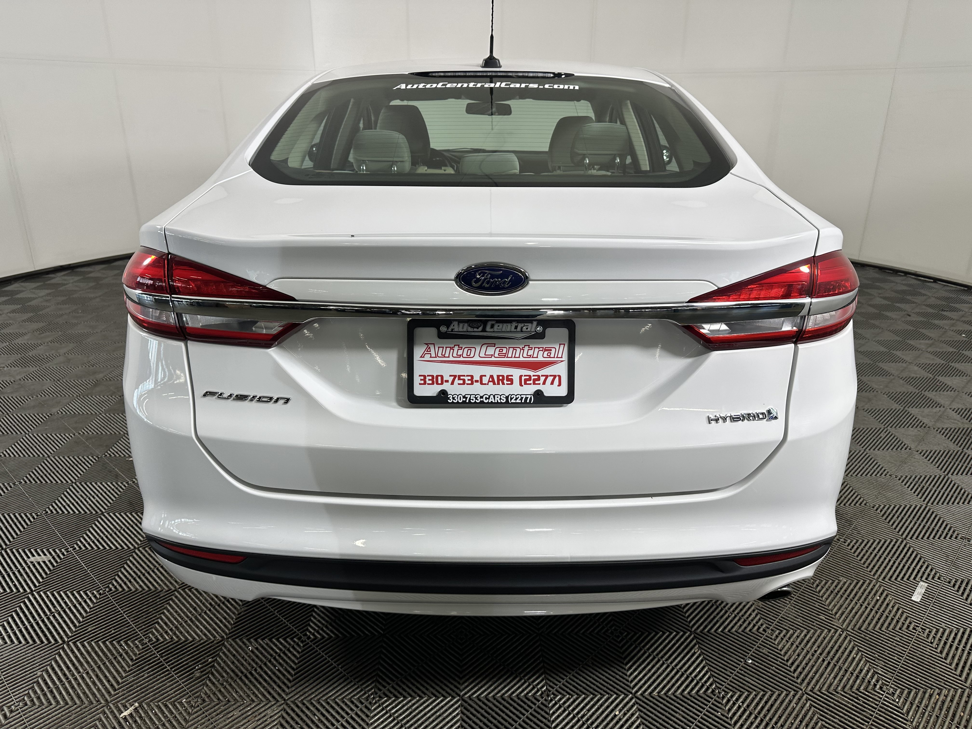 Used 2018 Ford Fusion S FWD image 7