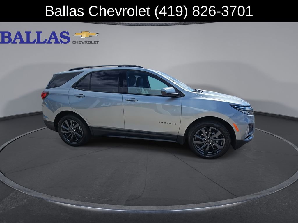 Used 2023 Chevrolet Equinox RS w/ LPO, Cargo Package FWD image 9